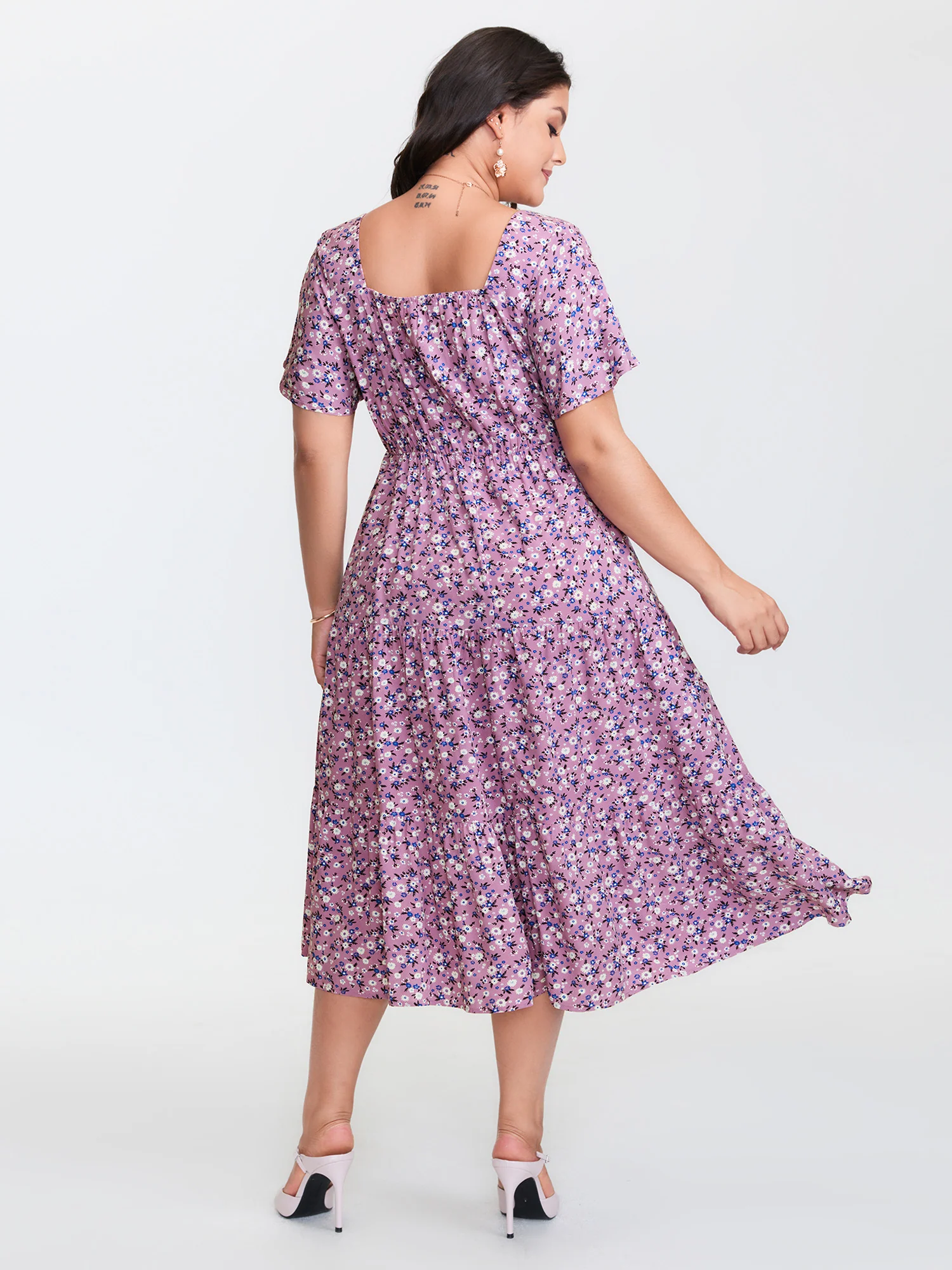 Ditsy Floral Sweetheart Drawstring Pocket Tiered Dress - Image 16