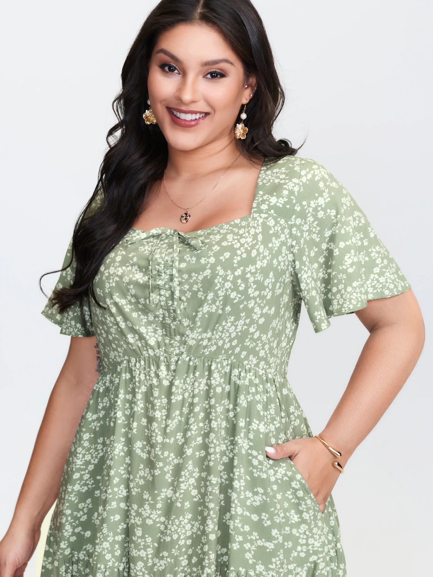 Ditsy Floral Sweetheart Drawstring Pocket Tiered Dress - Image 35