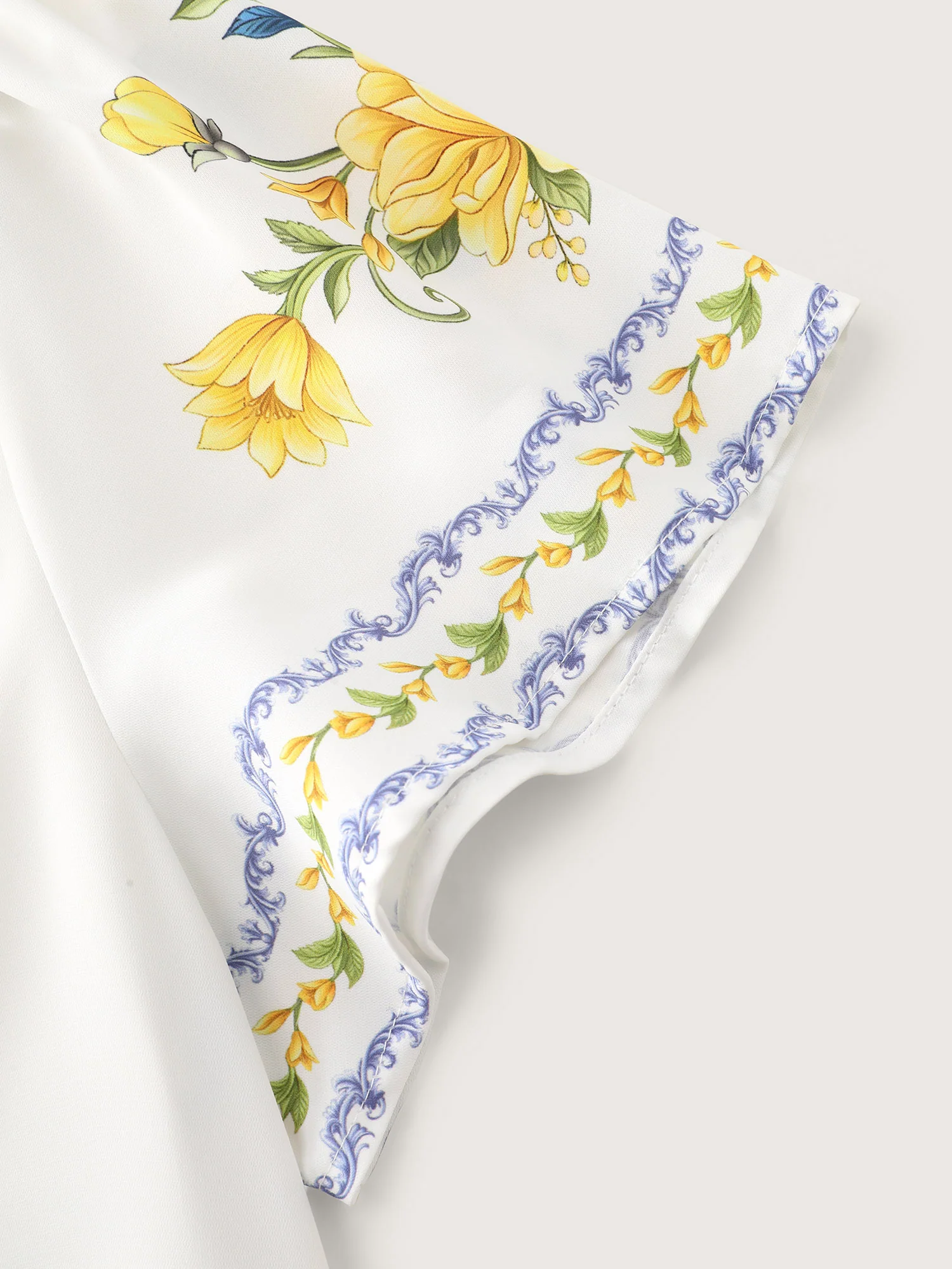 Floral Branch Print Notched Collar Blouse - Image 6