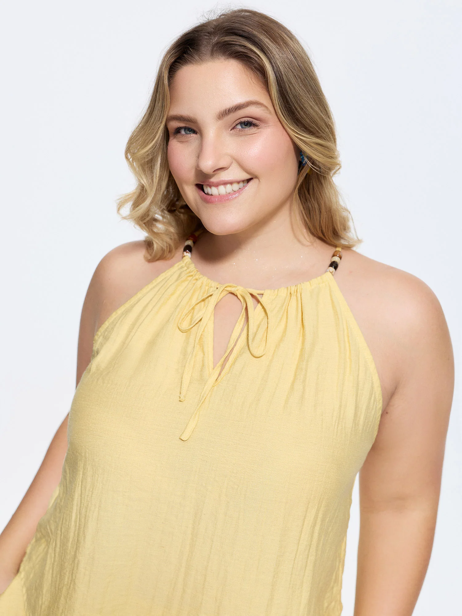 Linen Blend Halter Neckline Tank Top - Image 2