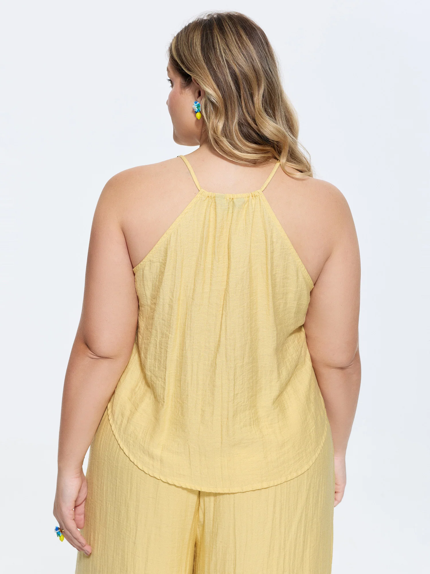 Linen Blend Halter Neckline Tank Top - Image 4
