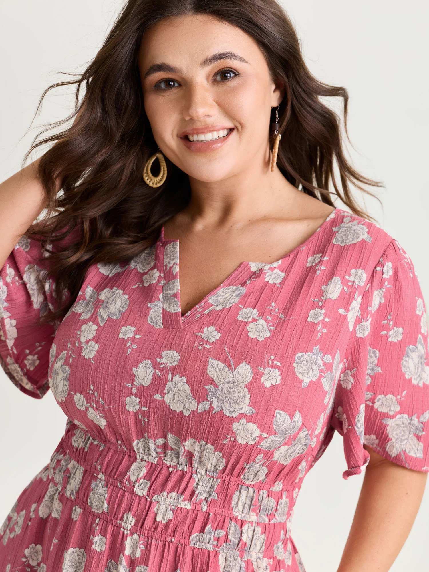 Textured Shirred Cinched Waist Maxi Dress - Image 13
