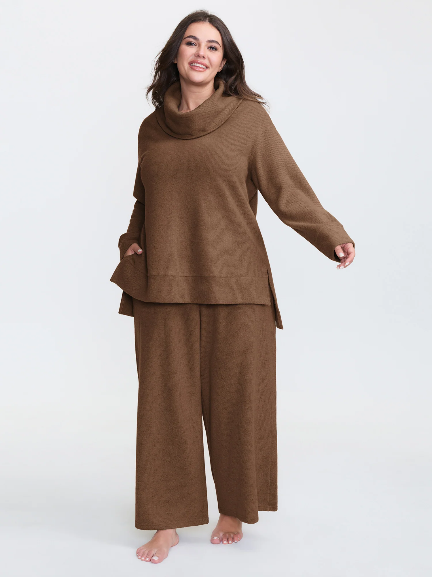Turtleneck Snuggle-Worthy Loungewear Set - Image 23